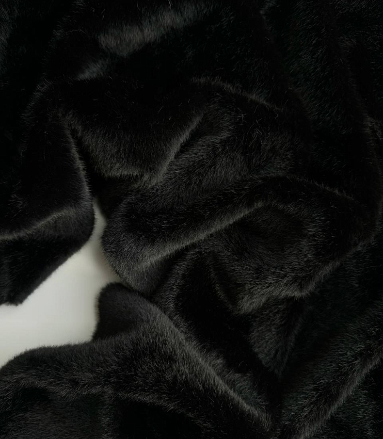 Мех fluffy black