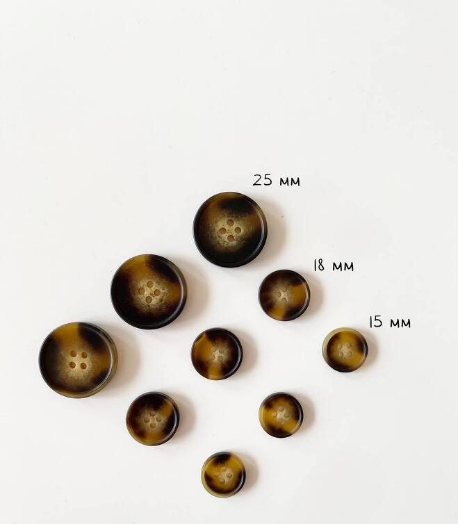 Пуговицы янтарь 18мм