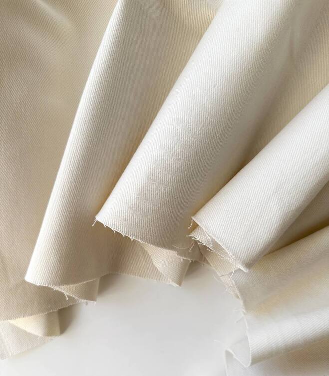 STOCK Деним молочный плотный(0,6)