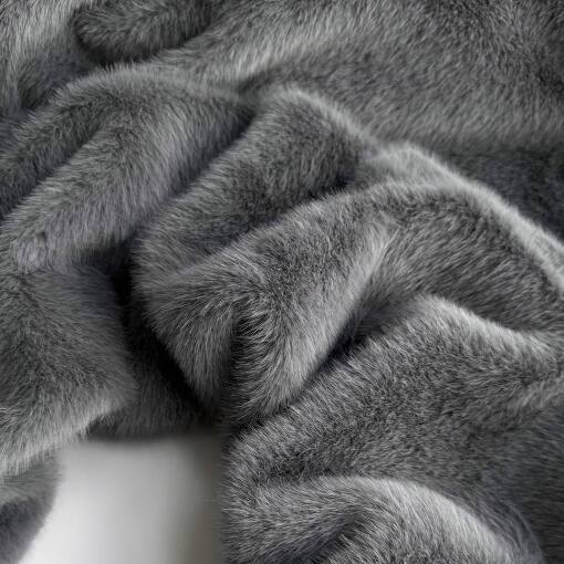 Мех fluffy grey