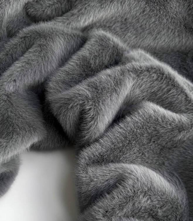 Мех fluffy grey