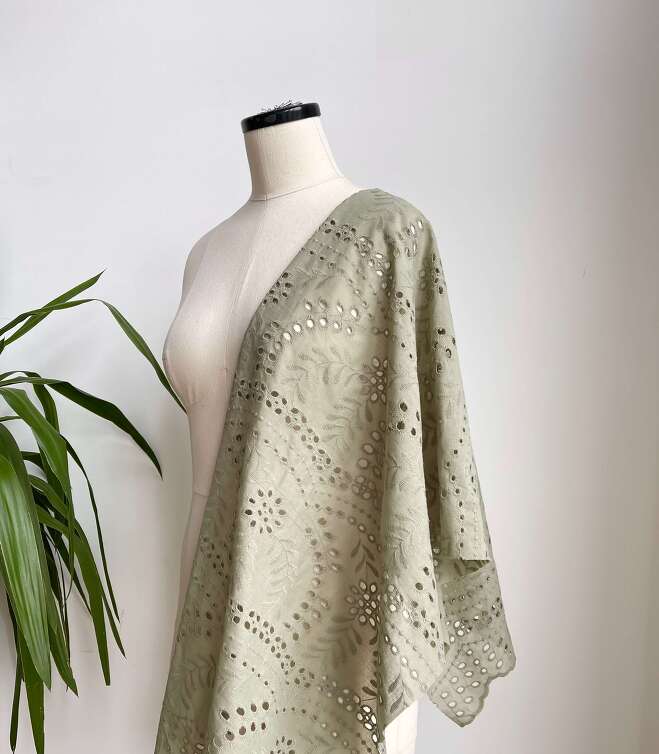 STOCK Шитье хлопковое с фестонами Oliva (0,45м)